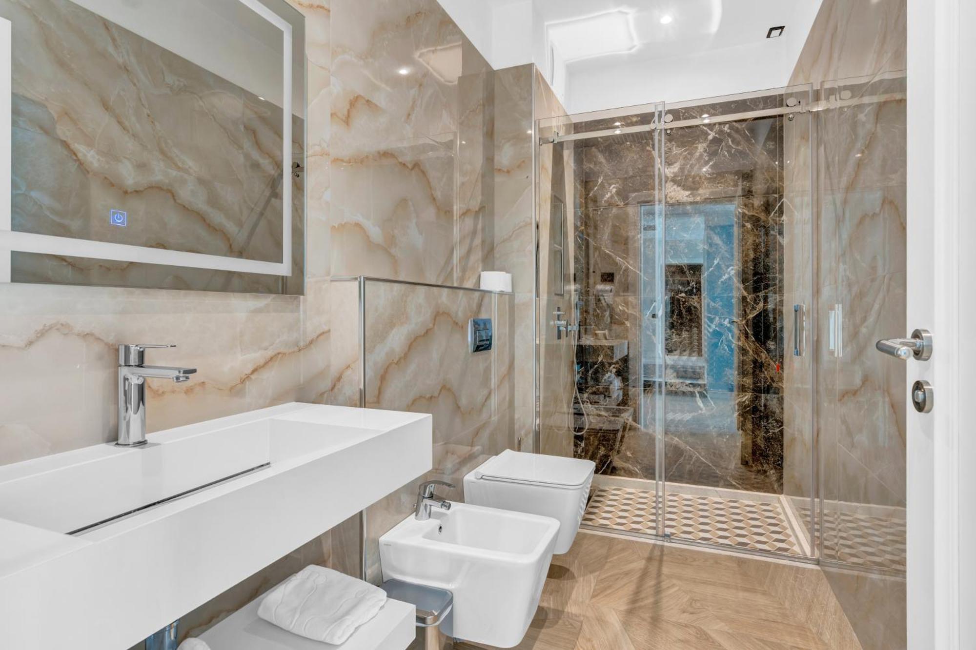Hotel Plaza Берат Екстер'єр фото